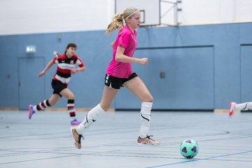 Bild 210 - C-Juniorinnen Loewinnen Cup